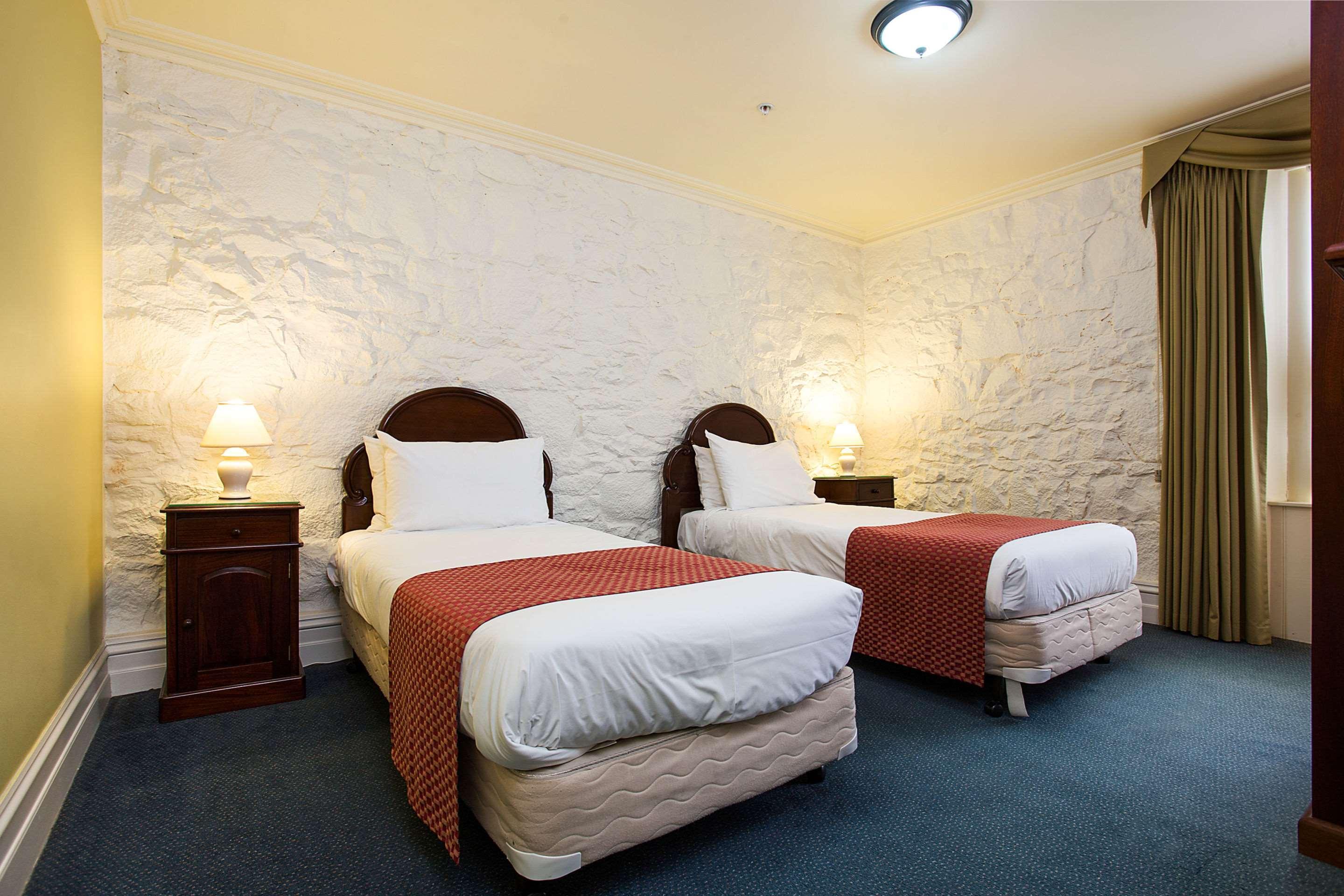 Quality Hotel Bentinck Портленд Экстерьер фото